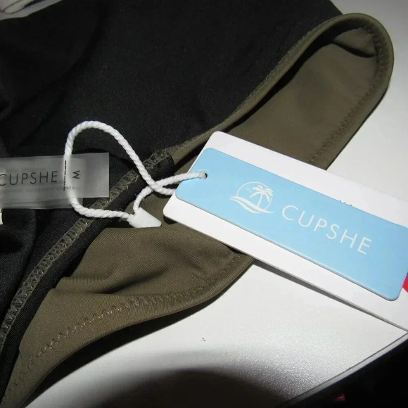 NWT CUPSHE Green Black Halter One-Piece Swimsuit Size Medium - Picture 5 of 5